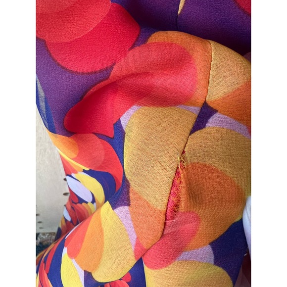 Psychedelic cape dot dress - Picture 7 of 9